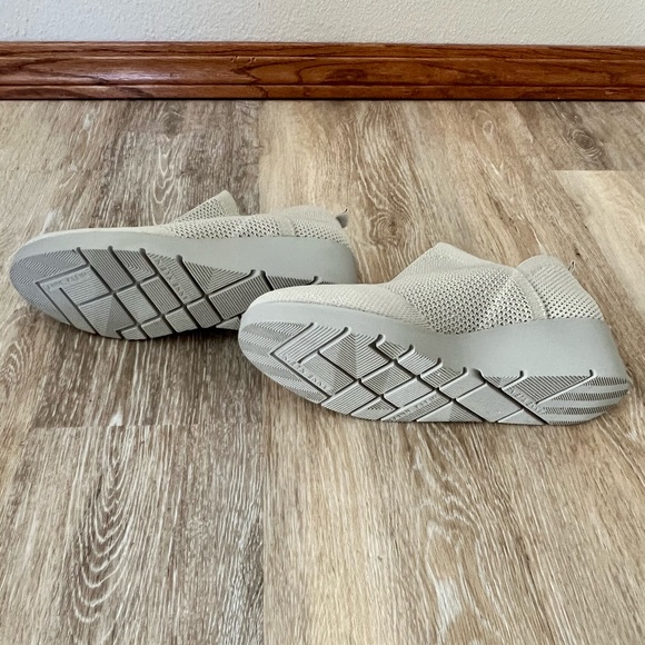 Anne Klein Quincy Slip On - Picture 5 of 5